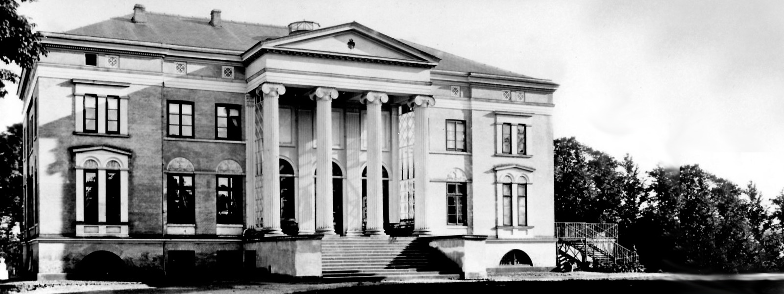 Das Herrenhaus Tüschow um 1900